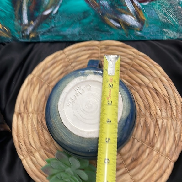 Pottery Pitcher Signed - Picture 12 of 12